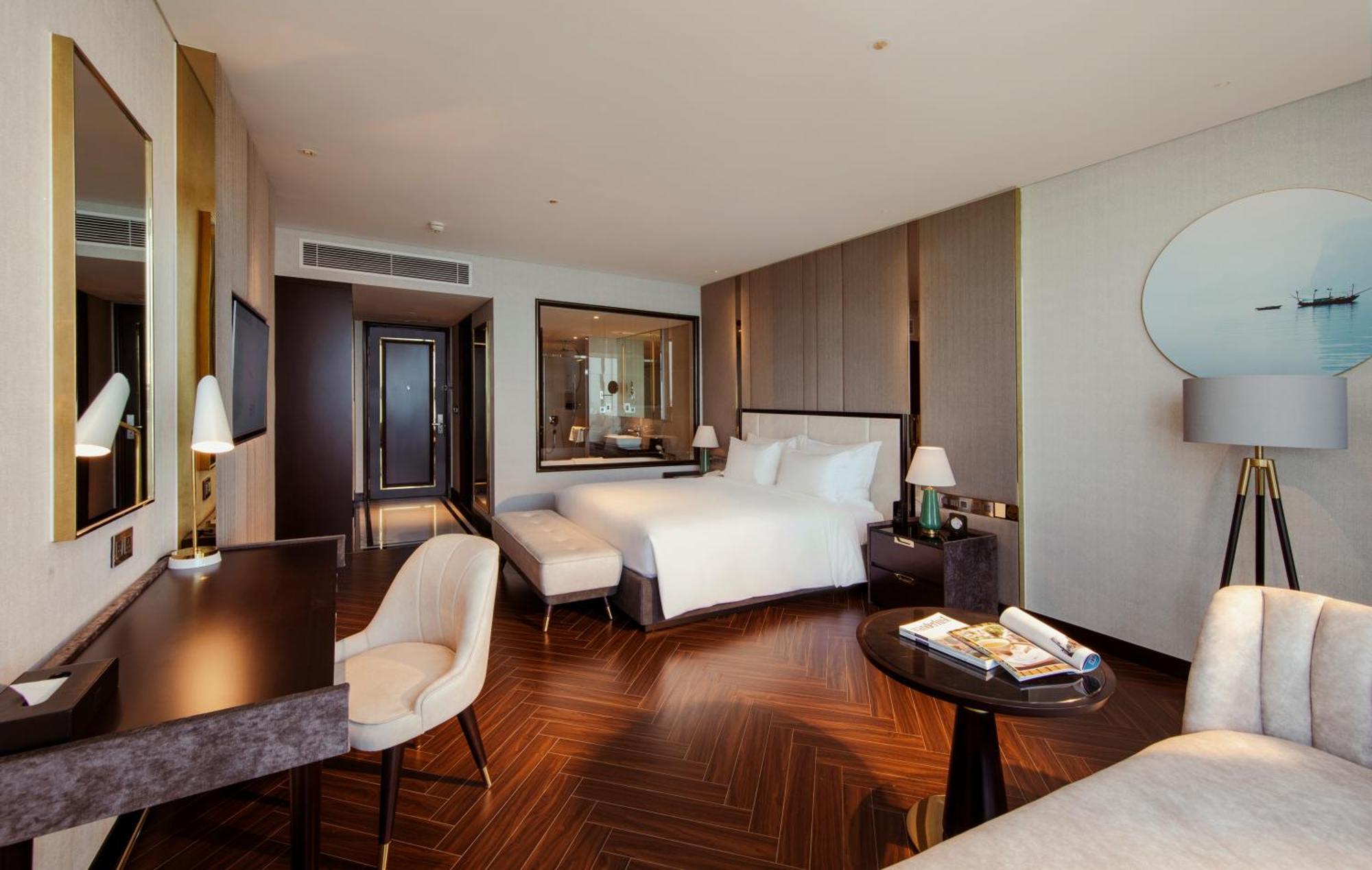 ホテル Radisson Blu Ha Long Bay エクステリア 写真