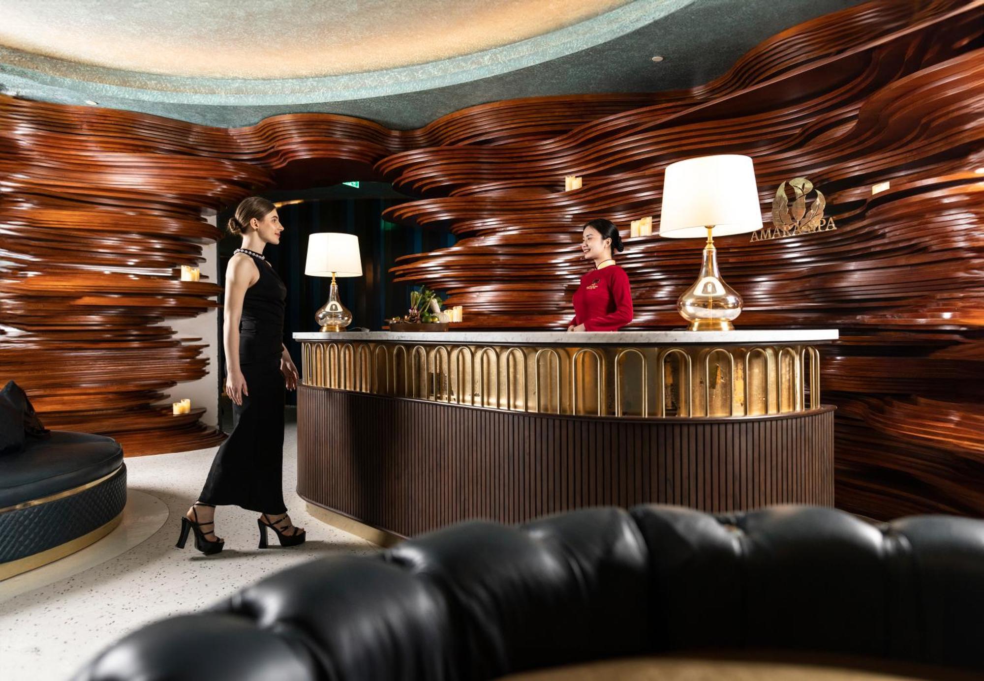 ホテル Radisson Blu Ha Long Bay エクステリア 写真
