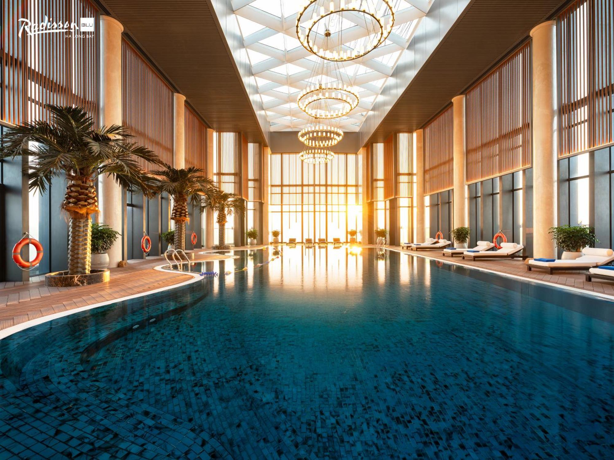 ホテル Radisson Blu Ha Long Bay エクステリア 写真