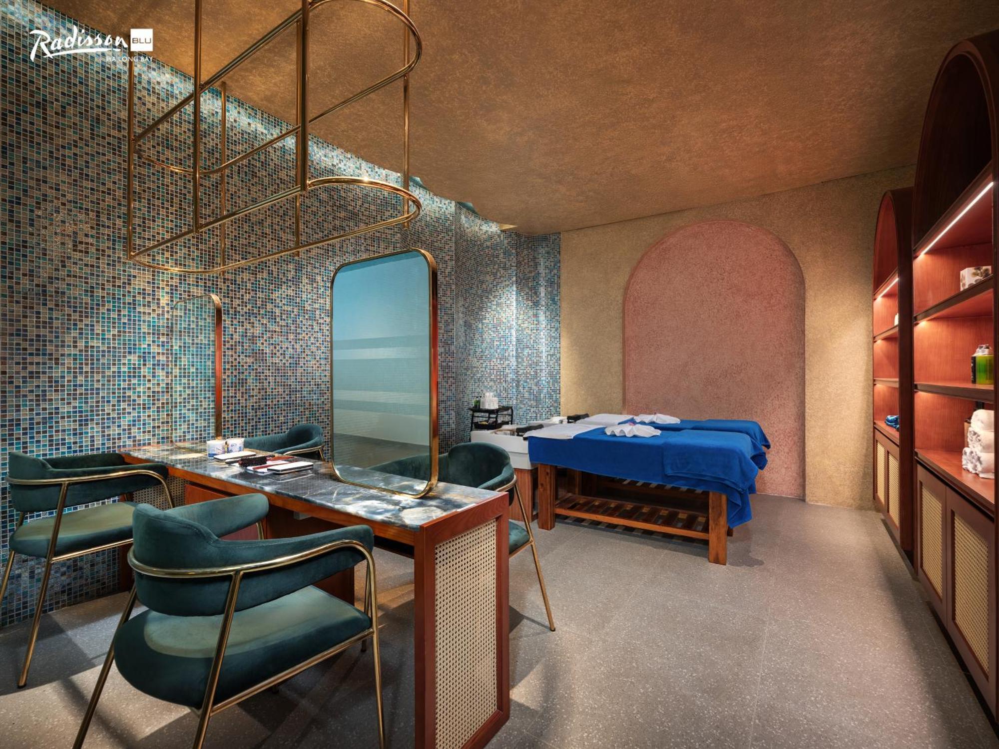 ホテル Radisson Blu Ha Long Bay エクステリア 写真