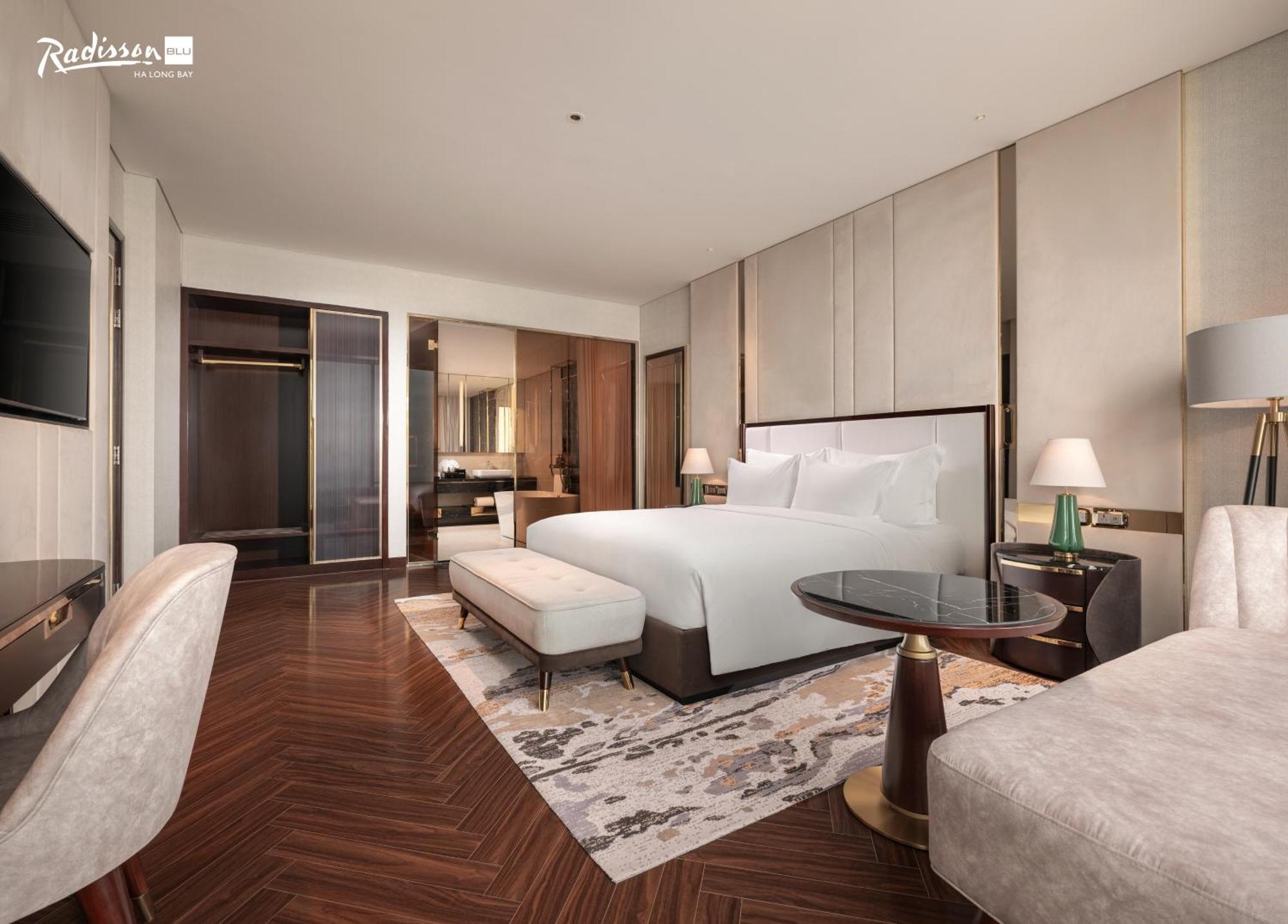 ホテル Radisson Blu Ha Long Bay エクステリア 写真